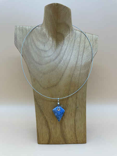 Lapislazuli Anhänger „turquoise Pointer“